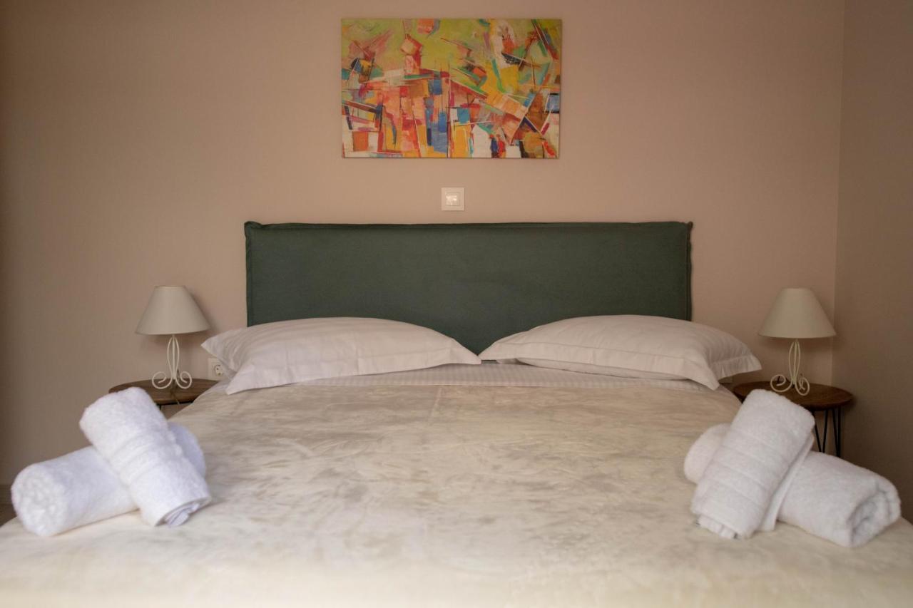 Santacara City Apartment Lefkáda Esterno foto